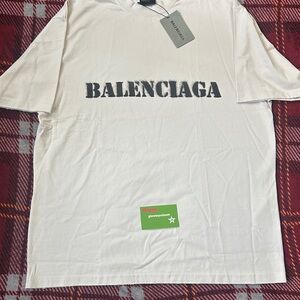 Balenci White Graphic Tee